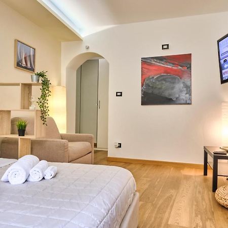 Centro-Lecco Romantico Appartamento Sul Lago Buitenkant foto