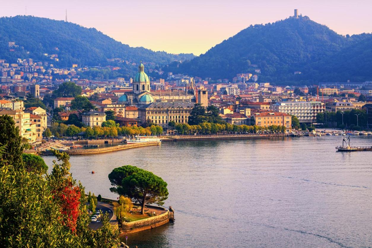 Centro-Lecco Romantico Appartamento Sul Lago Buitenkant foto