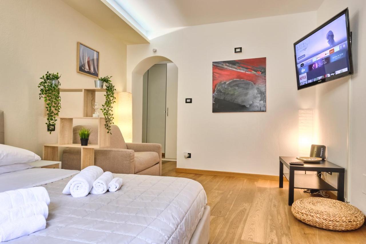 Centro-Lecco Romantico Appartamento Sul Lago Buitenkant foto